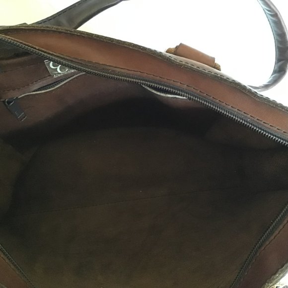 Artisanal Hand Crafted Leather Shoulder Purse / Tote Bag by Conception Cuir - Picture 6 of 8